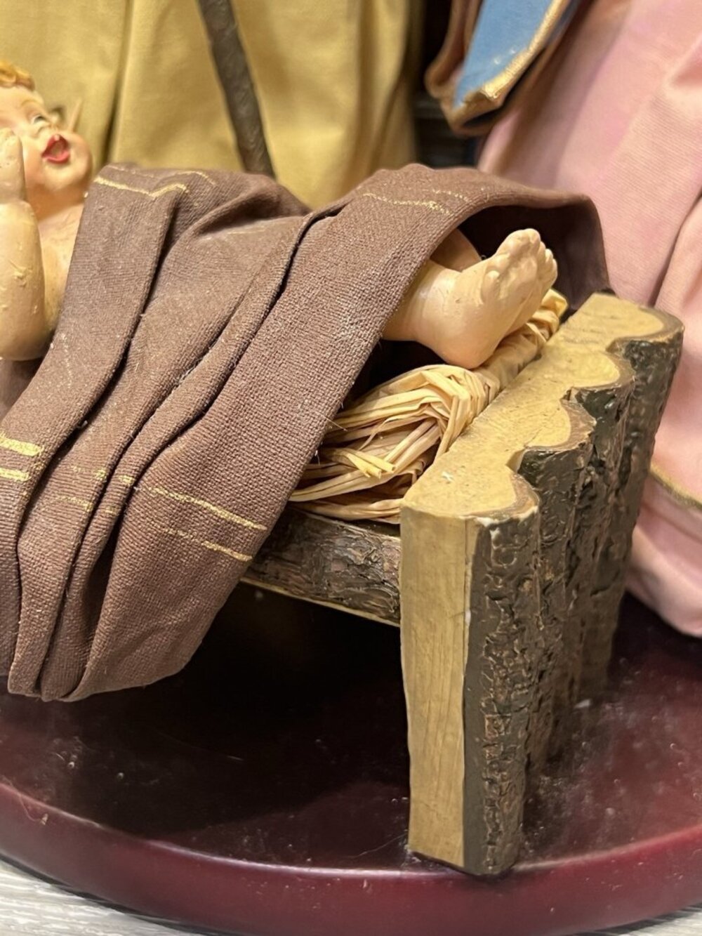 Nativity Set Paper Mache Jesus Mary Joseph 13” Wooden Base Vintage Christmas - Picture 4 of 9